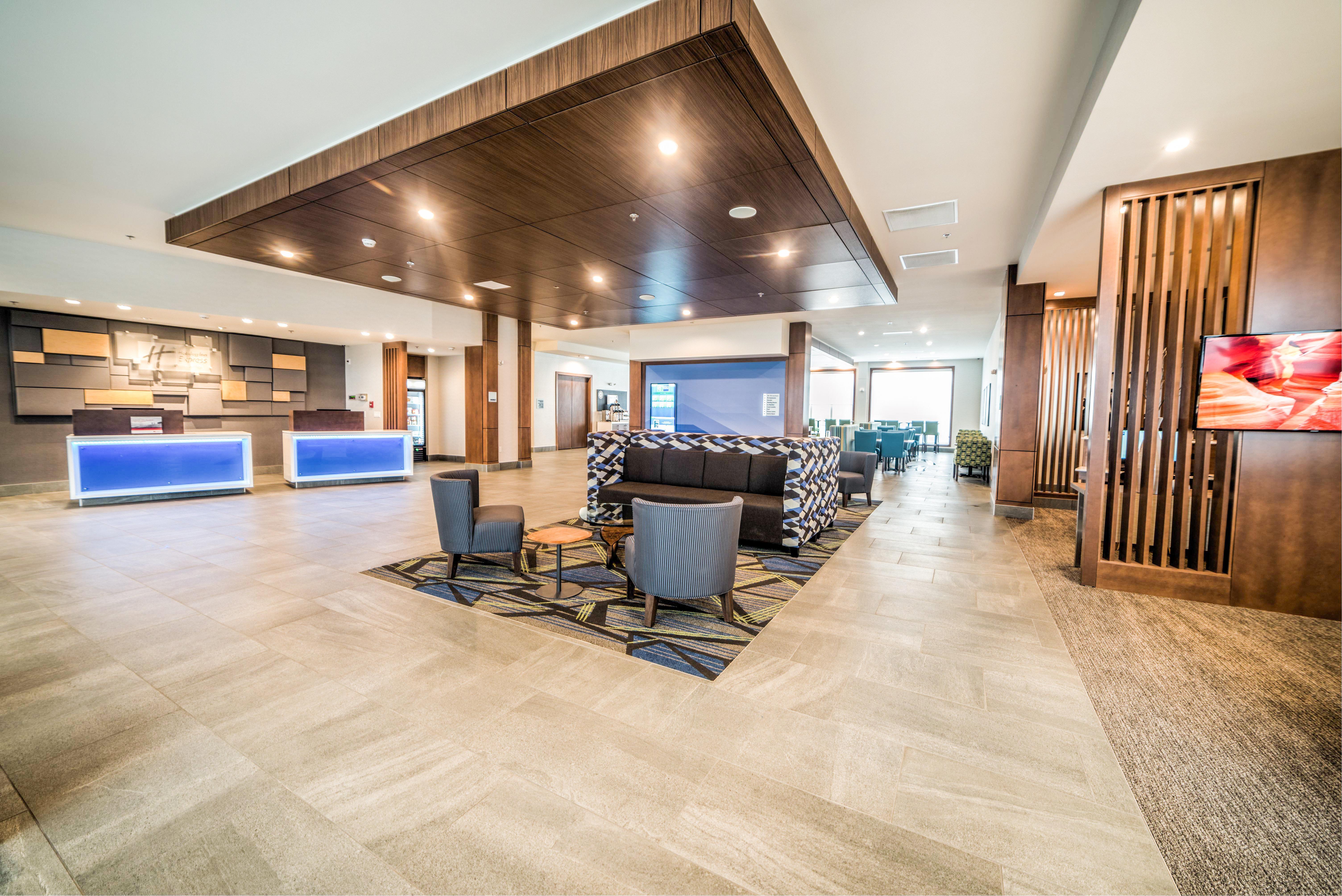 Holiday Inn Express & Suites - West Edmonton-Mall Area By Ihg Εξωτερικό φωτογραφία