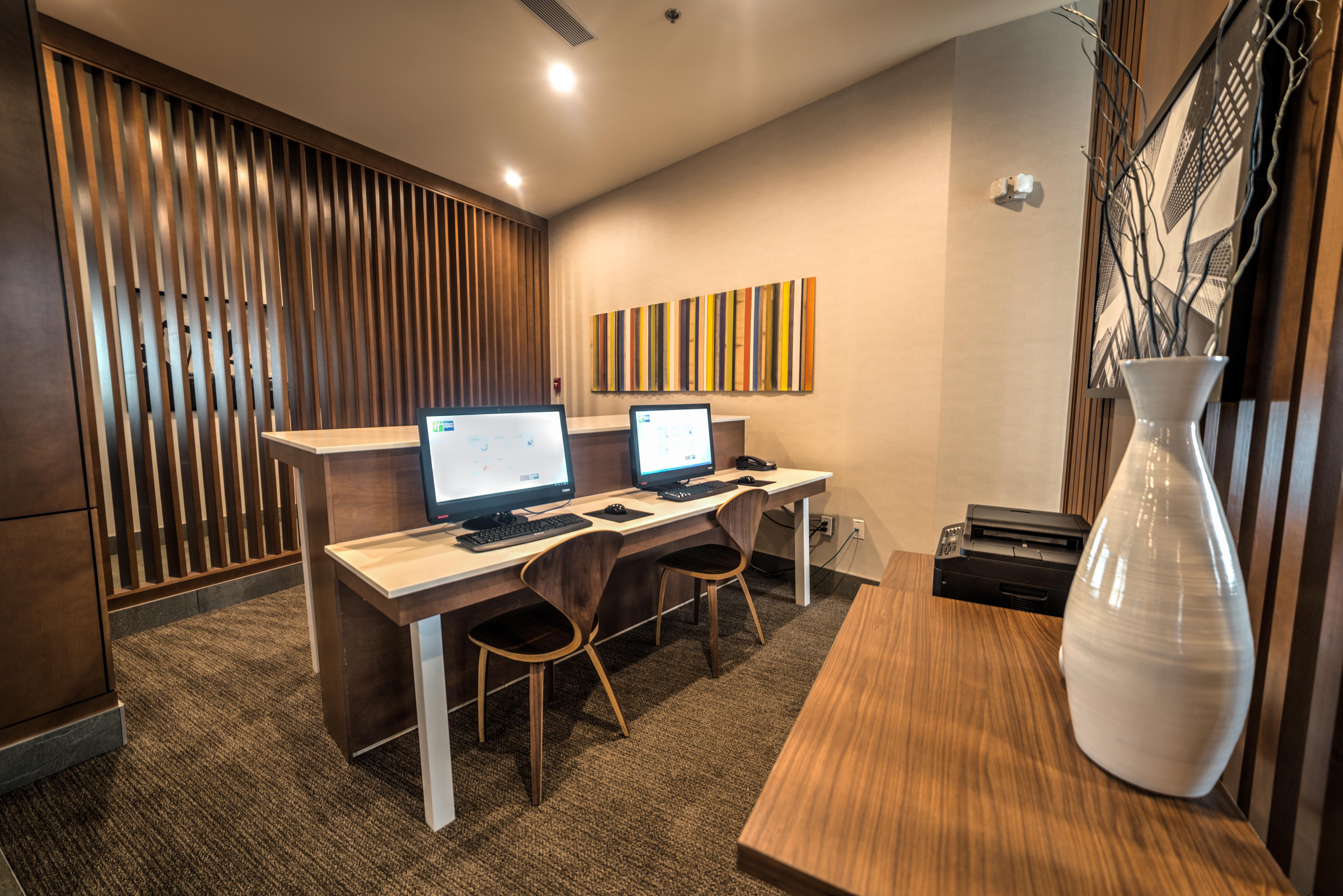 Holiday Inn Express & Suites - West Edmonton-Mall Area By Ihg Εξωτερικό φωτογραφία