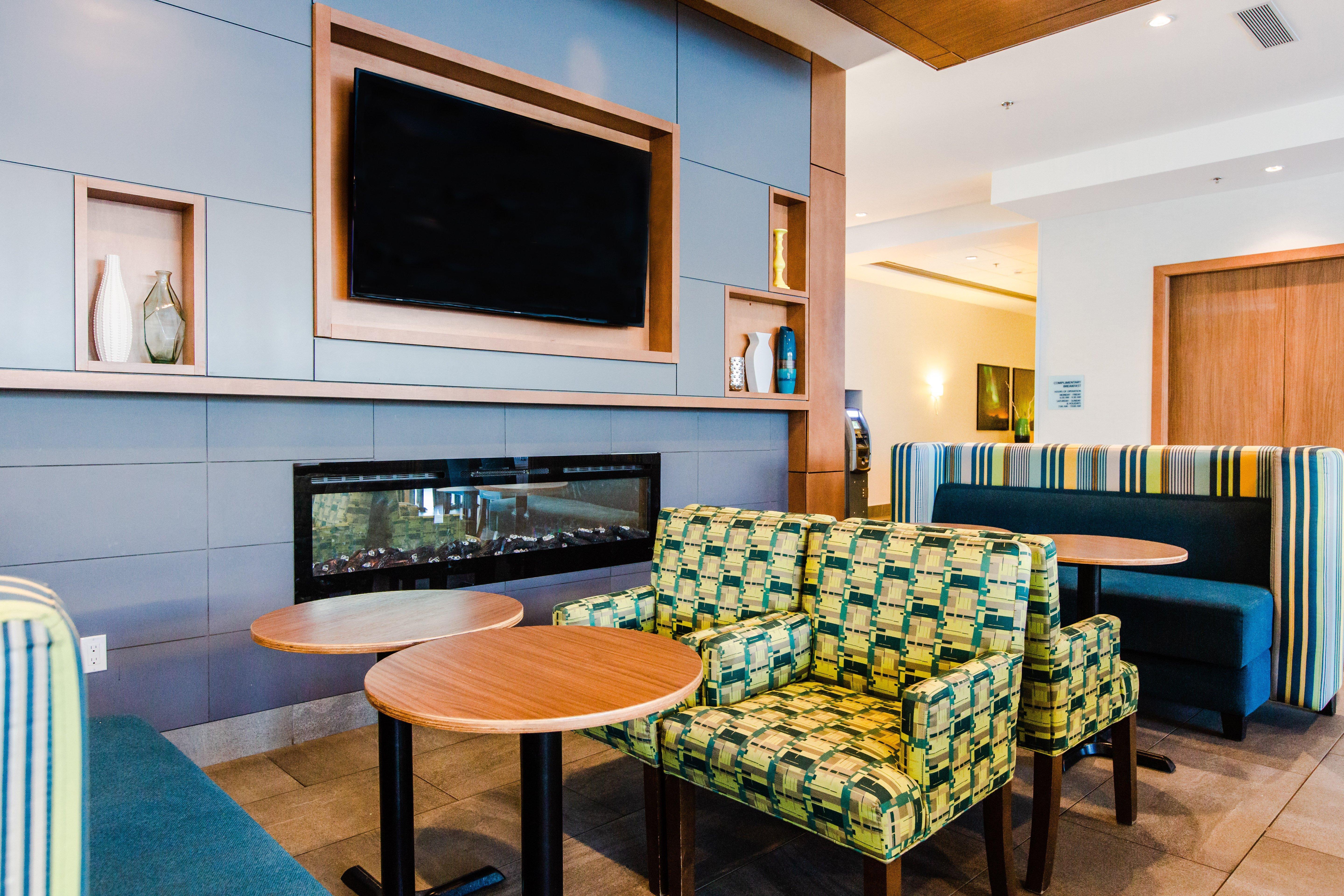 Holiday Inn Express & Suites - West Edmonton-Mall Area By Ihg Εξωτερικό φωτογραφία