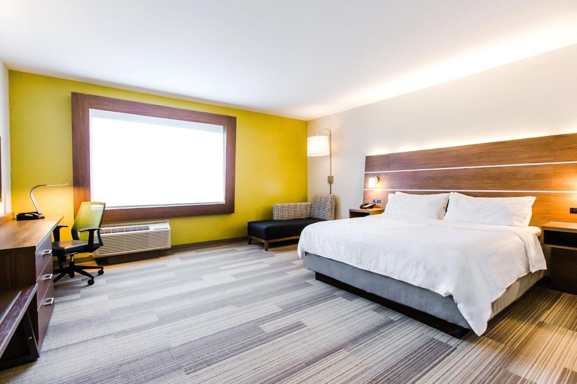 Holiday Inn Express & Suites - West Edmonton-Mall Area By Ihg Εξωτερικό φωτογραφία